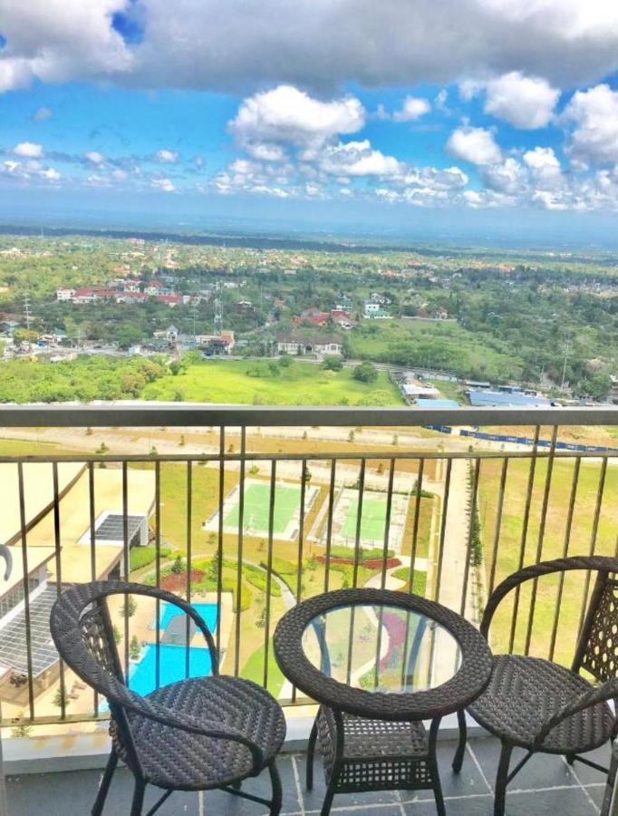 Wind Staycation Suites Tagaytay City Exterior foto